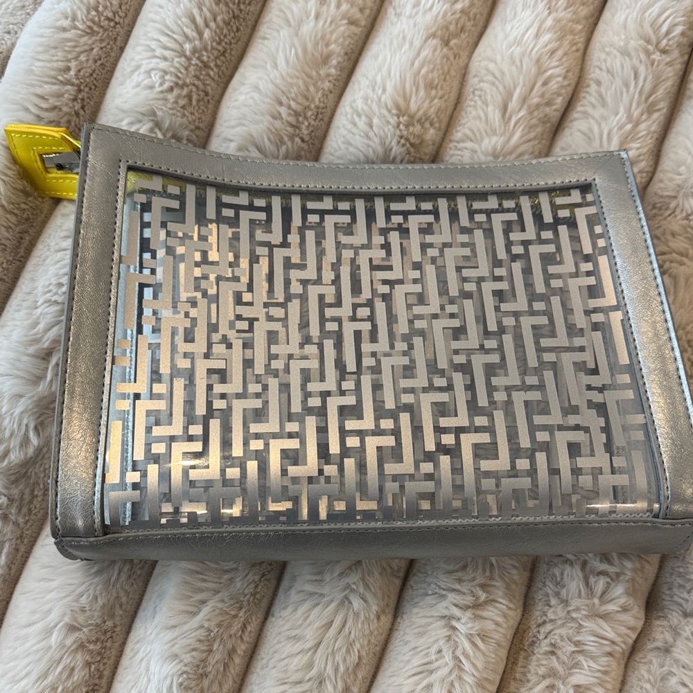 Trinny London Silver Geometric Travel Bag